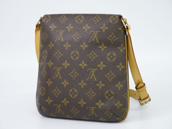 2100010000095726 2 Louis Vuitton Musette Salsa Short Monogram Shoulder Bag