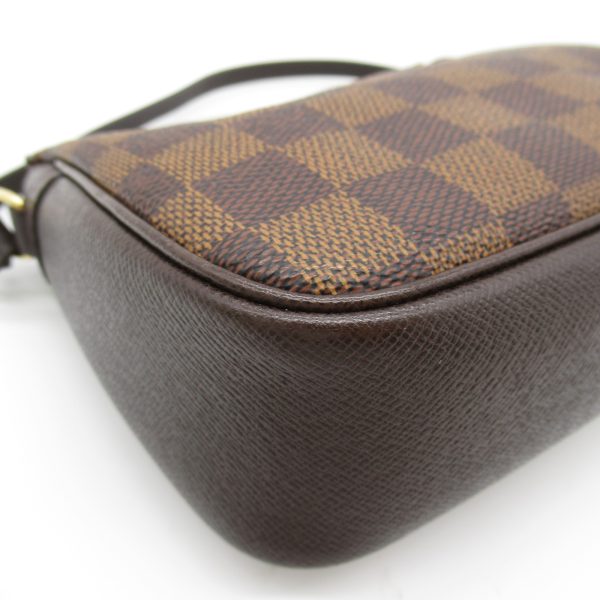 2101217212830 6 Louis Vuitton Truth Makeup Accessory Pouch PVC Coated Canvas Damier