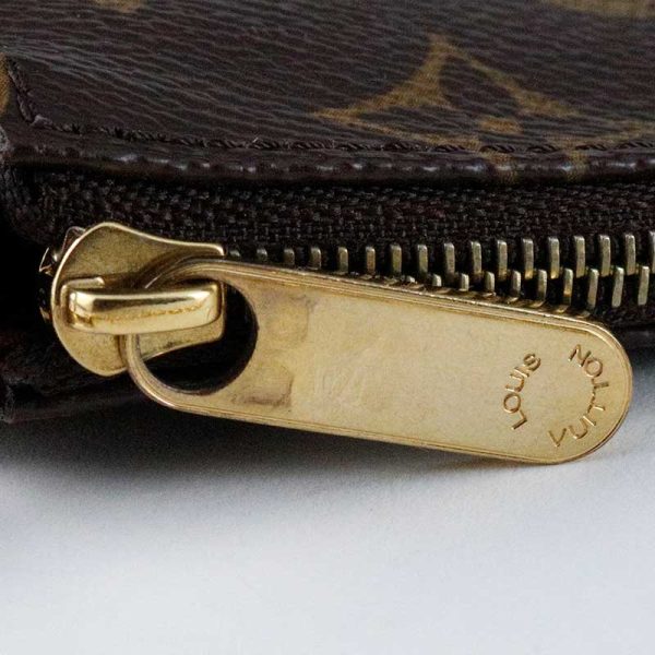 211306 Louis Vuitton Monogram Accessory Pouch Eva