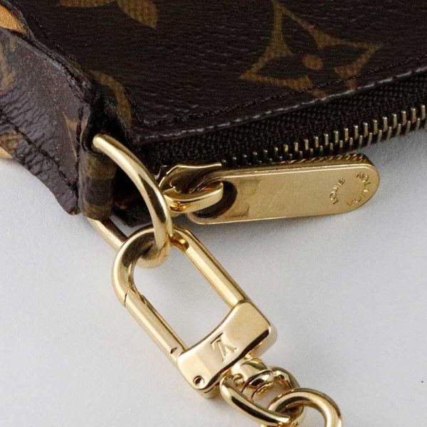 211307 Louis Vuitton Monogram Accessory Pouch Eva