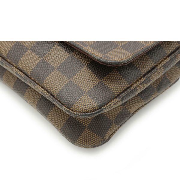 3 Louis Vuitton Damier Hoxton PM Shoulder Bag