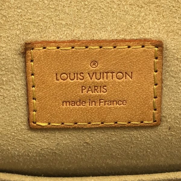 37102658 7 Louis Vuitton Manhattan GM Monogram Canvas Handbag