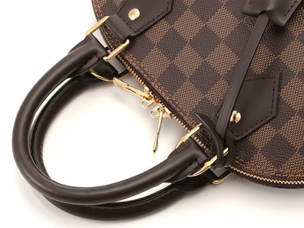 4 Louis Vuitton Alma BB Damier