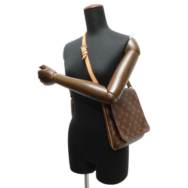 5 Louis Vuitton Shoulder Bag Monogram Musette Salsa Short