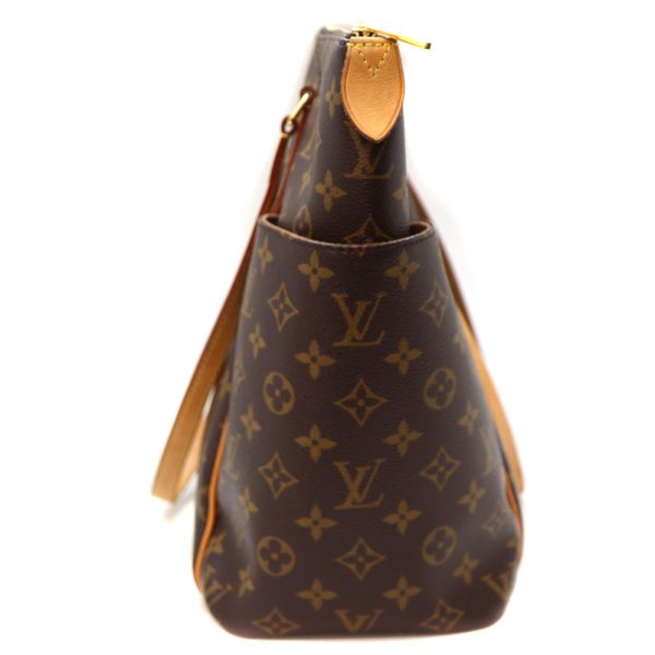 5185 4 Louis Vuitton Totally MM Tote Bag Monogram Canvas