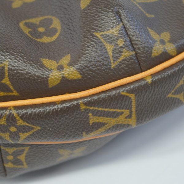 6 Louis Vuitton Shoulder Bag Monogram Croissant MM