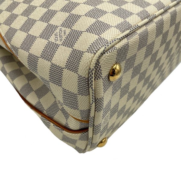 7 Louis Vuitton Damier Azur Calvi Shoulder Bag