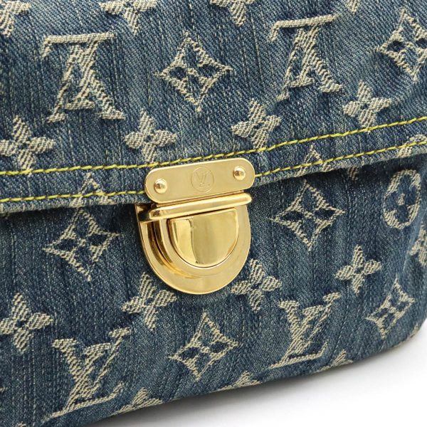 7 Louis Vuitton Monogram Denim Pochette Plat Clutch Bag