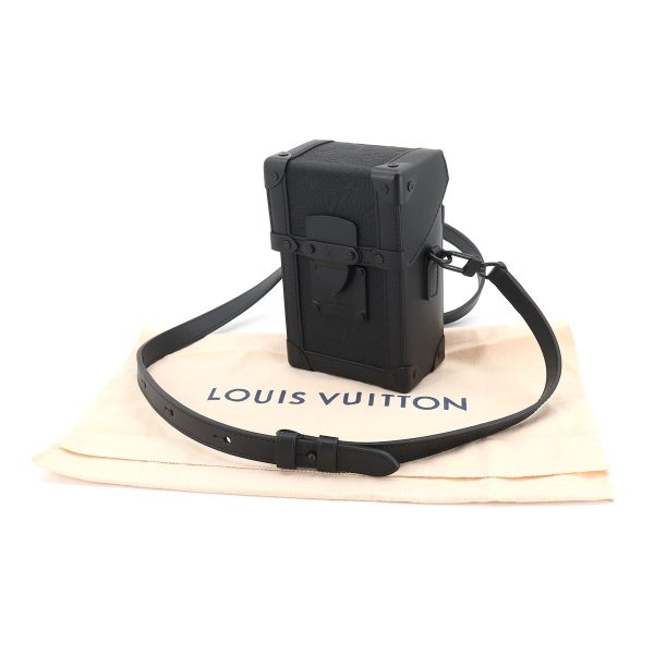 7 Louis Vuitton Vertical Trunk Wearable Wallet Shoulder Bag Taurillon Leather Black