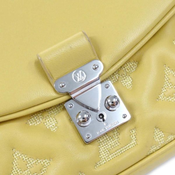 8 Louis Vuitton Pochette Monogram Chain Shoulder Bag Jaune Yellow