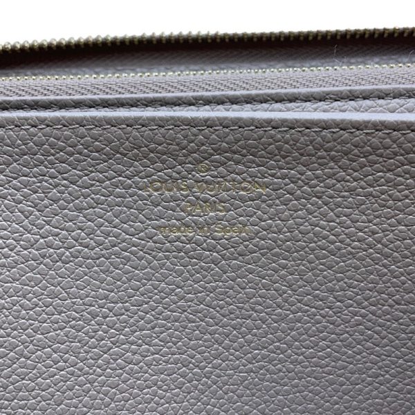 8 Louis Vuitton Zippy Wallet Monogram Implant Tourtrail