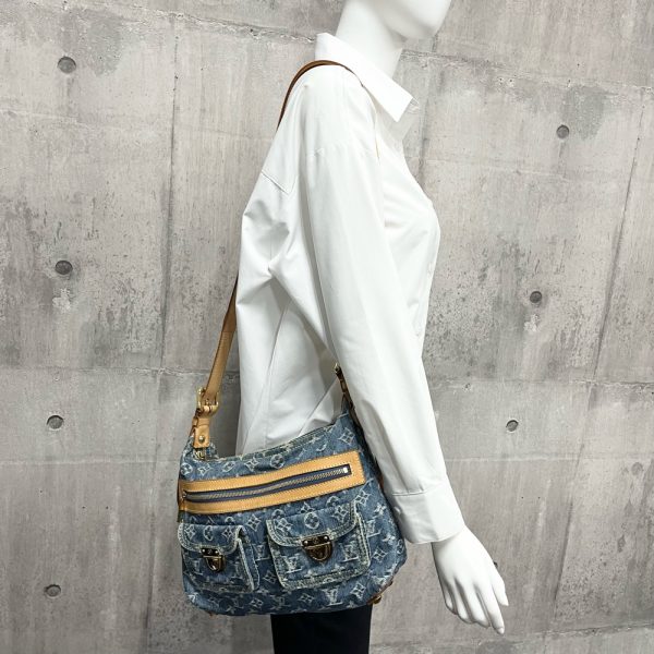 8 Louis Vuitton Monogram Denim Baggy PM Handbag Shoulder Bag Blue