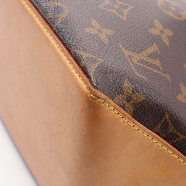 845349 6 Louis Vuitton Hippo Piano Monogram Shoulder Bag Leather Brown