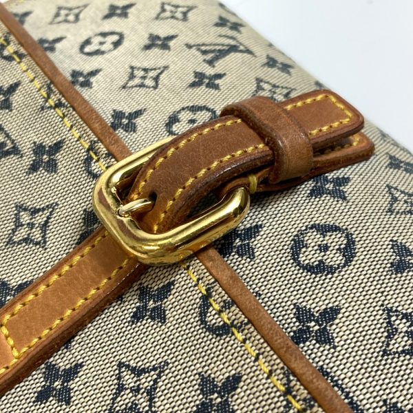 9 Louis Vuitton Monogram Mini Camille Crossbody Shoulder Shoulder Bag Monogram Mini Canvas Blue