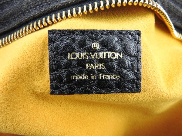 9 Louis Vuitton NeoCabby MM Noir Monogram Denim