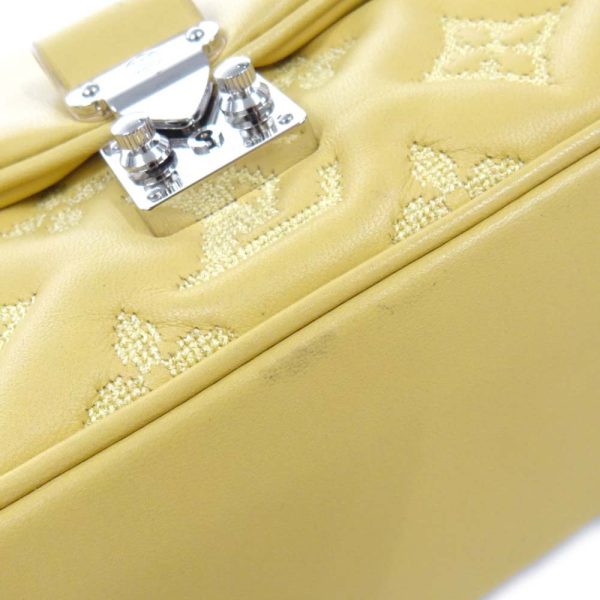 9 Louis Vuitton Pochette Monogram Chain Shoulder Bag Jaune Yellow