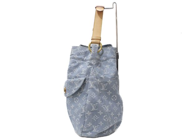 imgrc0092479253 Louis Vuitton Daily GM Monogram Denim Tote Bag