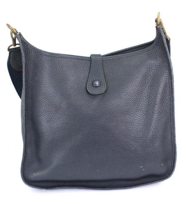 058419 01 Hermes Evelyn GM Shoulder Bag Taurillon Clemence Navy