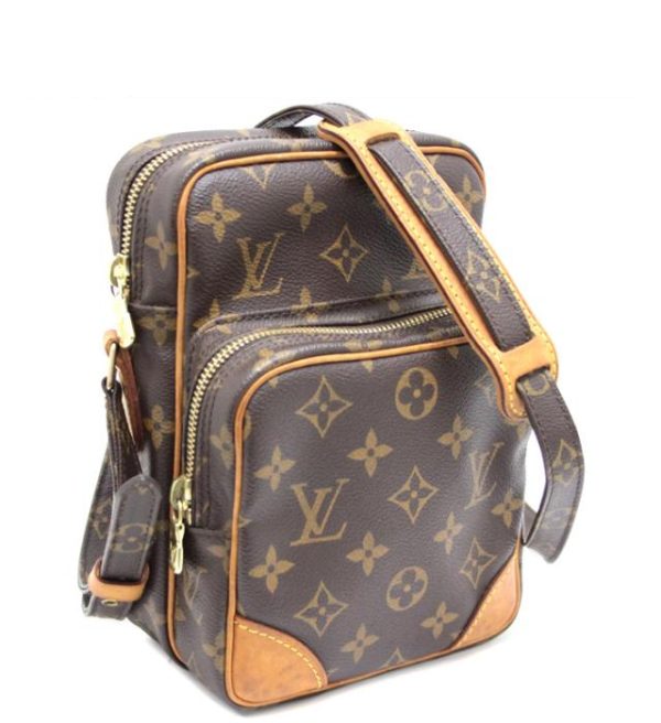 060697 00 1 Louis Vuitton Amazon Diagonal Shoulder Bag Monogram Brown