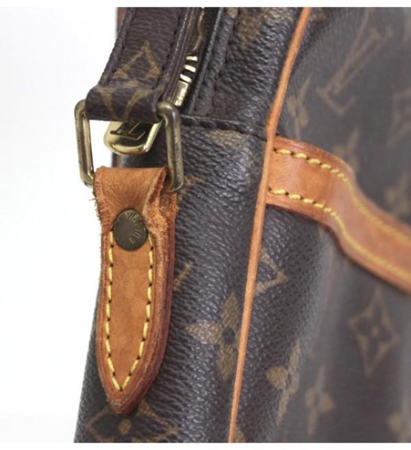 060707 06 Louis Vuitton Danube Diagonal Shoulder Bag Monogram Brown