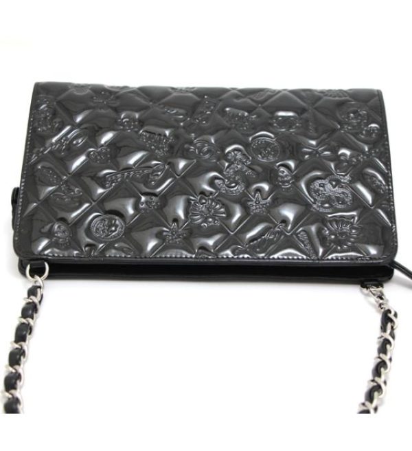 060735 02 Chanel Matelasse Icon Chain Handbag Pouch Patent Black