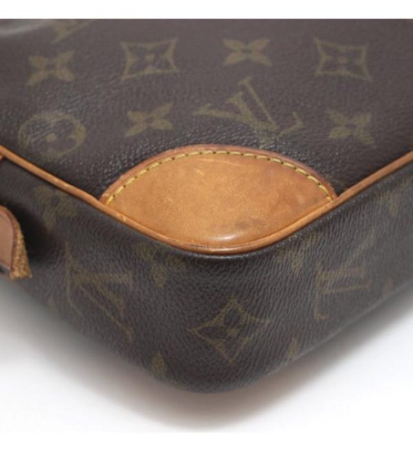 060822 04 Louis Vuitton Marly Dragonne GM Clutch Bag Monogram