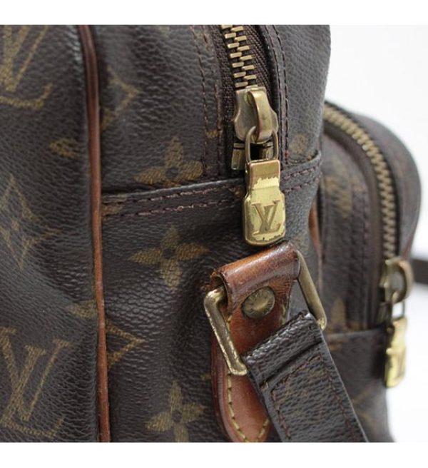 061311 02 Louis Vuitton Nile Diagonal Shoulder Bag Monogram Brown