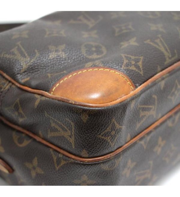 061311 03 Louis Vuitton Nile Diagonal Shoulder Bag Monogram Brown