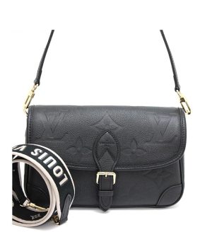 061444 00 1 Louis Vuitton Monogram Judy PM Chain Handbag Shoulder 2way Noir PVC Leather