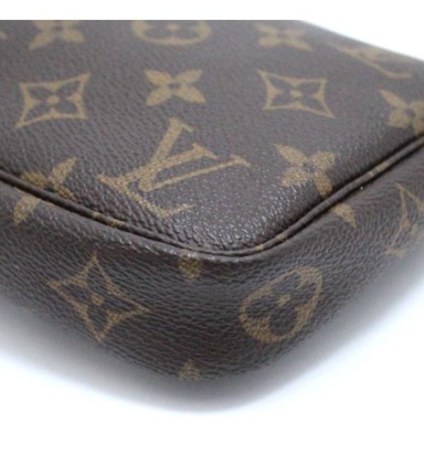 061711 03 Louis Vuitton Pochette Monogram Accessory Pouch