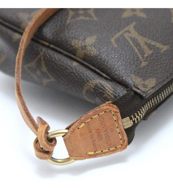 061711 04 Louis Vuitton Pochette Monogram Accessory Pouch