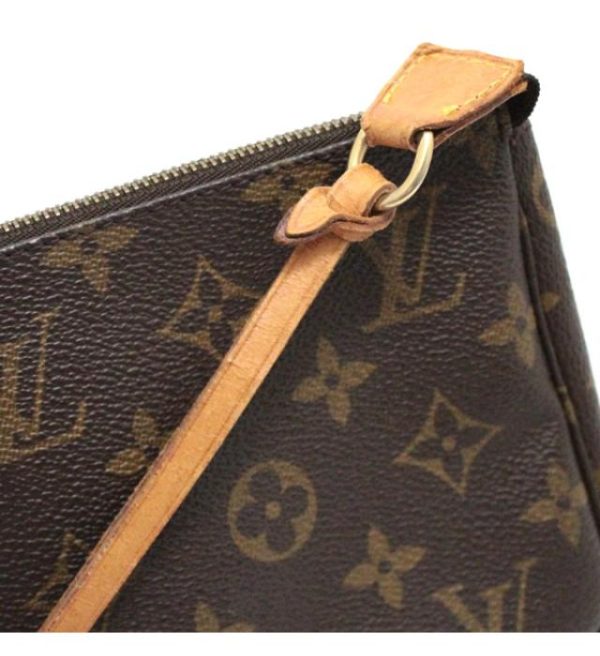 061711 05 Louis Vuitton Pochette Monogram Accessory Pouch