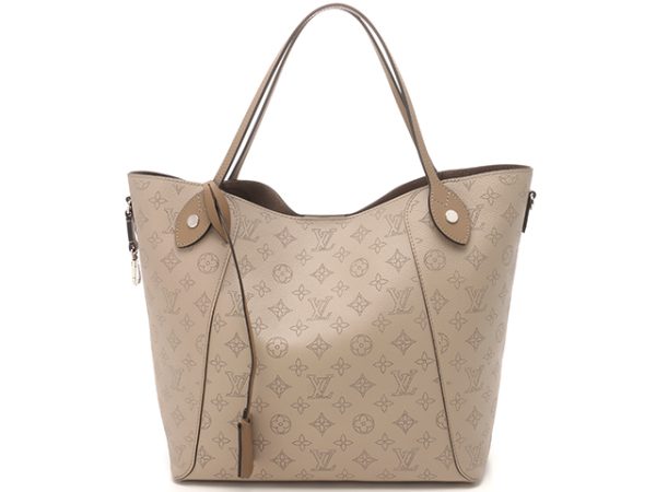 1 Louis Vuitton Mahina Hina MM Galle Leather Tote Bag