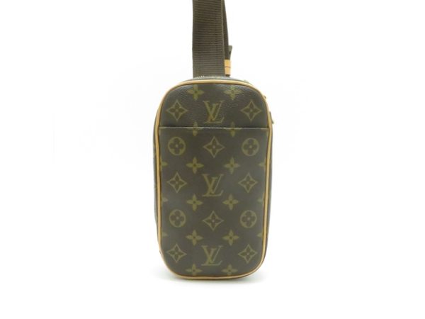 1 Louis Vuitton Pochette Ganju Monogram