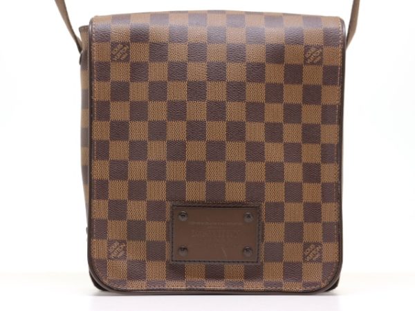 1 Louis Vuitton Brooklyn PM Shoulder Bag Damier