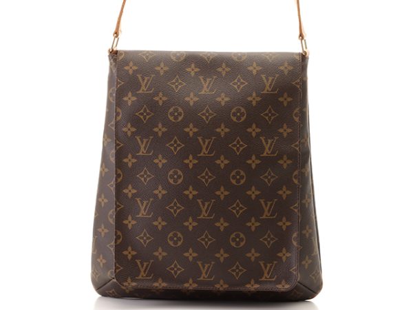 1 Louis Vuitton Musette Monogram