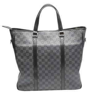 1 Louis Vuitton Cannes PM Monogram Vernis Handbag