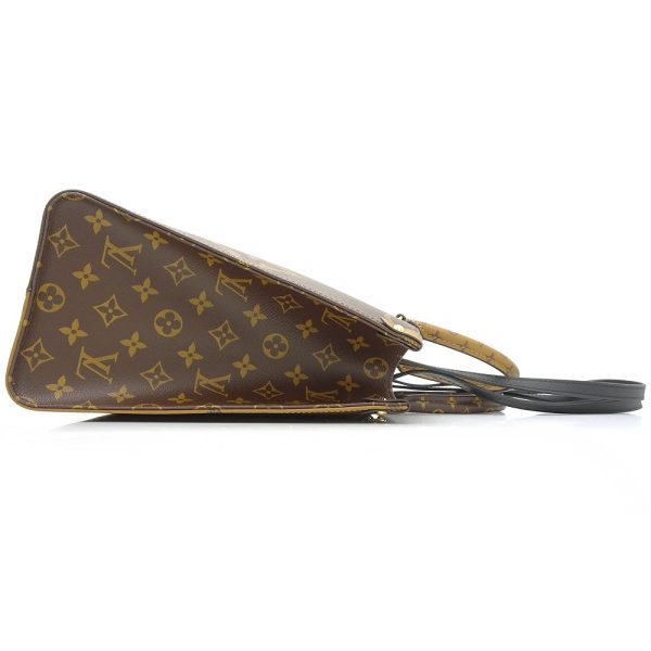 2 Louis Vuitton Monogram Giant Reverse On The Go MM Brown