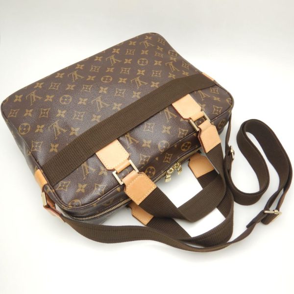 2 Louis Vuitton Monogram Bosphore Handbag Brown