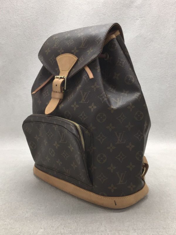 2 Louis Vuitton Montsouris MM Monogram Backpack