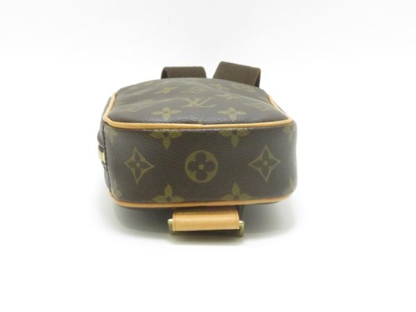 3 Louis Vuitton Pochette Ganju Monogram