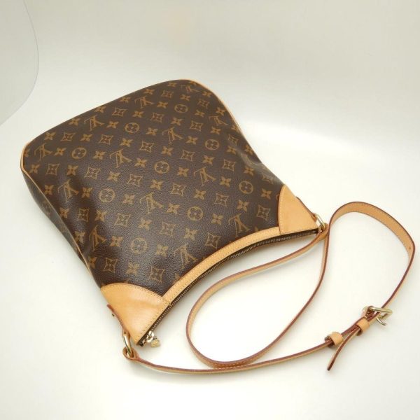 3 Louis Vuitton Monogram Odeon MM Brown