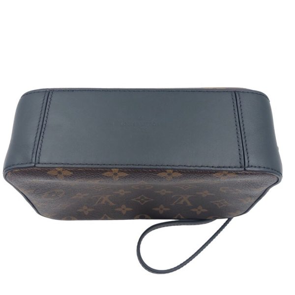 3 Louis Vuitton Saintonge Shoulder Bag