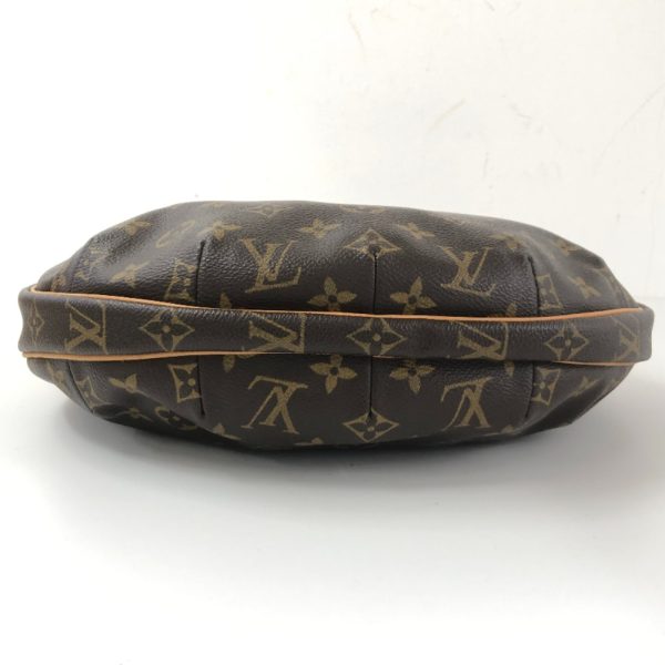 3 Louis Vuitton Shoulder Bag Monogram Pochette Croissant Monogram