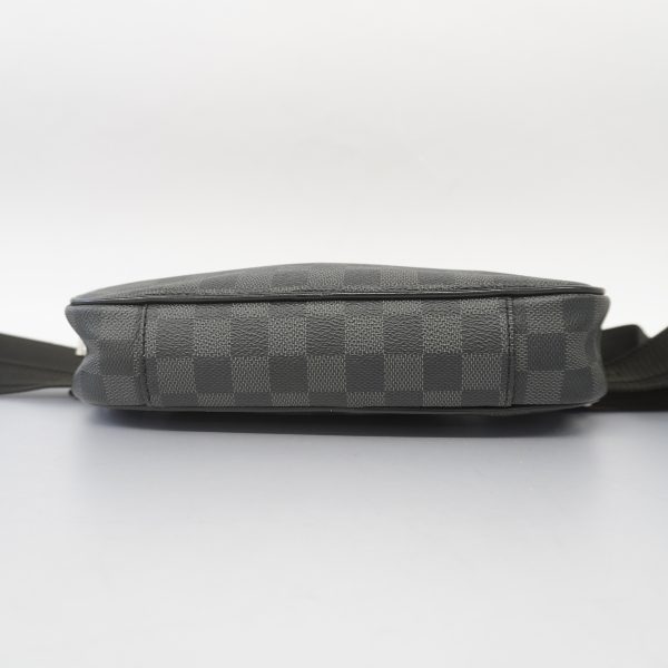 3 Louis Vuitton Body Bag Damier Graphite Ambrell