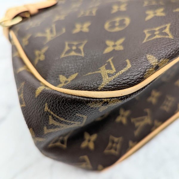 4 Louis Vuitton Batignolles Horizontal Shoulder Bag Messenger Bag Monogram