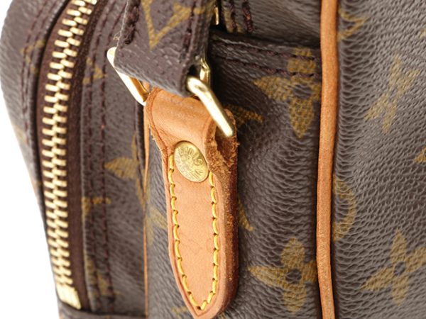 4 Louis Vuitton Amazon Monogram