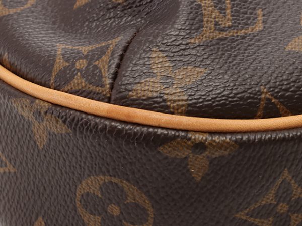 4 Louis Vuitton Odeon PM Shoulder Bag Monogram