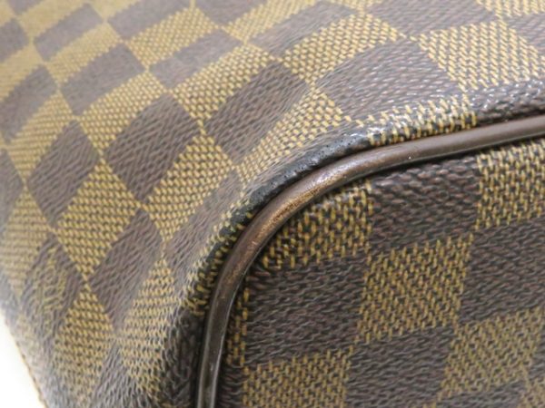 4 Louis Vuitton Saleya PM Handbag Damier