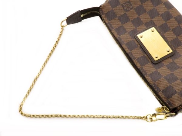 4 Louis Vuitton Eva Damier